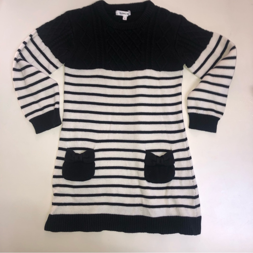 Black and white holiday sweater dress!